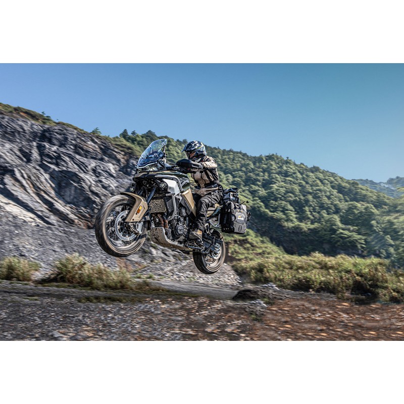 800mt-touring-limited-edition.jpg