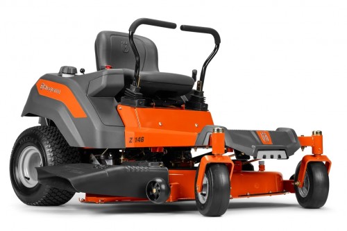 HUSQVARNA Z146 Zero-Turn Mower